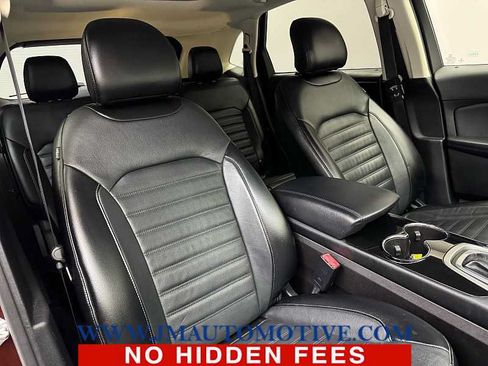 Used 2015 Ford Edge SEL w/ Equipment Group 201A AWD/4WD image 20