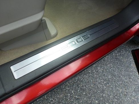 Used 2011 Ford Edge Limited w/ 301A Rapid Spec Order Code FWD image 42