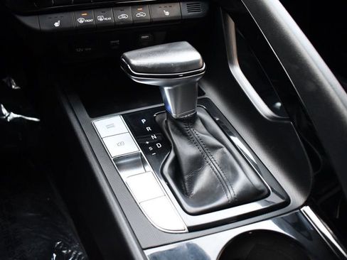 Used 2021 Hyundai Elantra SEL w/ Convenience Package image 34