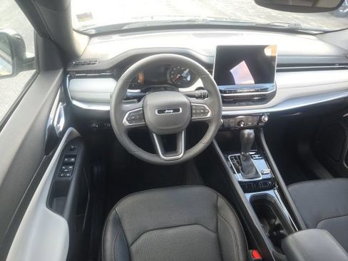 Used 2023 Jeep Compass Limited AWD/4WD image 26