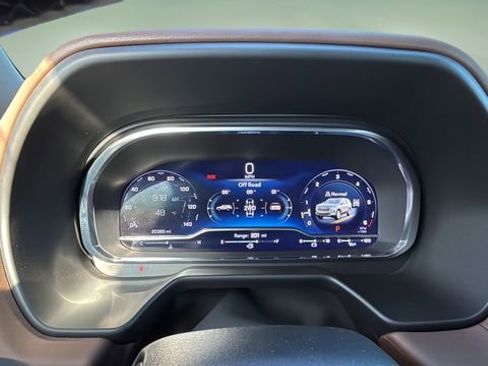 Used 2024 Chevrolet Tahoe High Country image 15