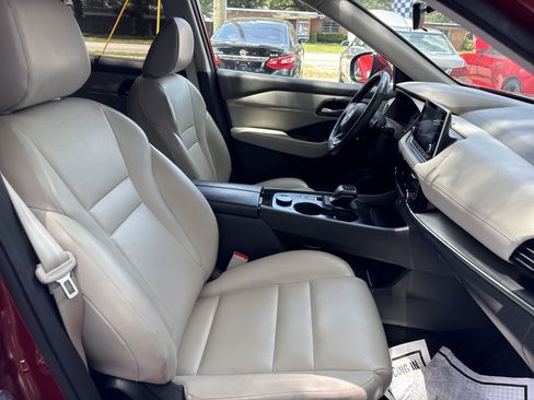 Used 2023 Nissan Rogue SV w/ SV Premium Package AWD/4WD image 24