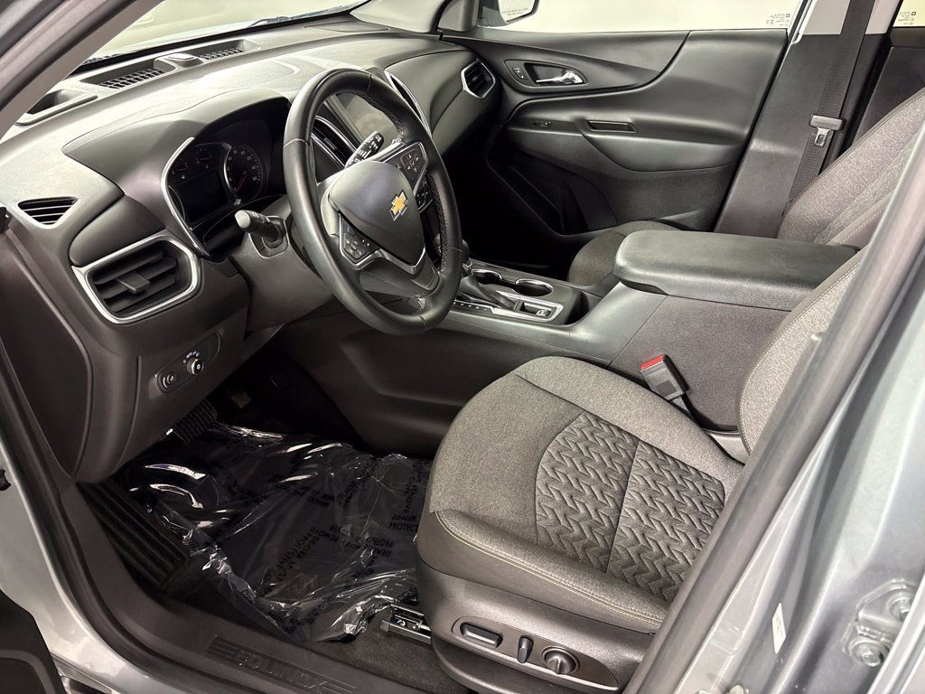 Used 2024 Chevrolet Equinox LT FWD image 27