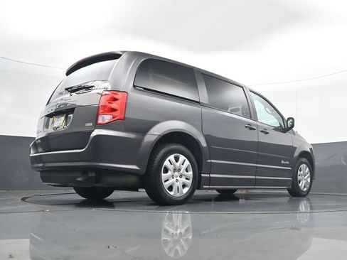 Used 2016 Dodge Grand Caravan SE w/ Quick Order Package 29E SE FWD image 27