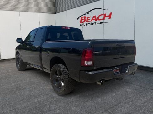 Used 2014 RAM 1500 Express w/ Black Ram 1500 Express Group AWD/4WD image 13