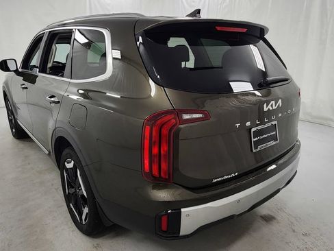 Used 2024 Kia Telluride S w/ S Sunroof Package AWD/4WD image 5