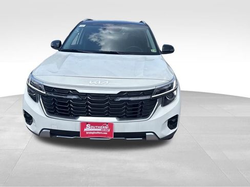 Certified 2024 Kia Seltos SX image 8