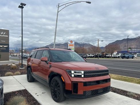 Used 2024 Hyundai Santa Fe Calligraphy image 3