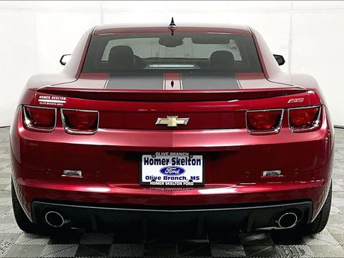 Used 2010 Chevrolet Camaro SS w/ RS Package image 4