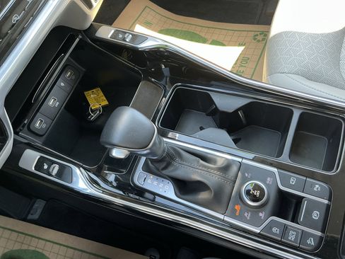 Certified 2023 Kia Sorento SX AWD/4WD image 25