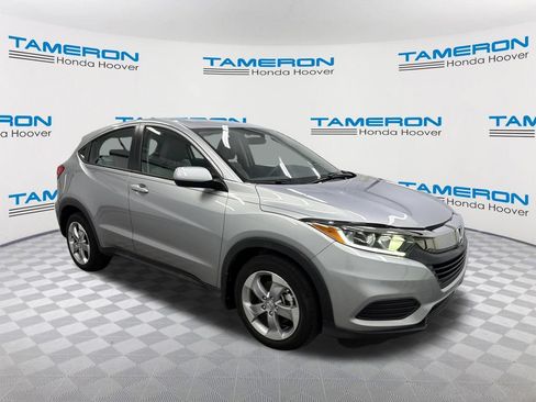 Used 2020 Honda HR-V LX image 7