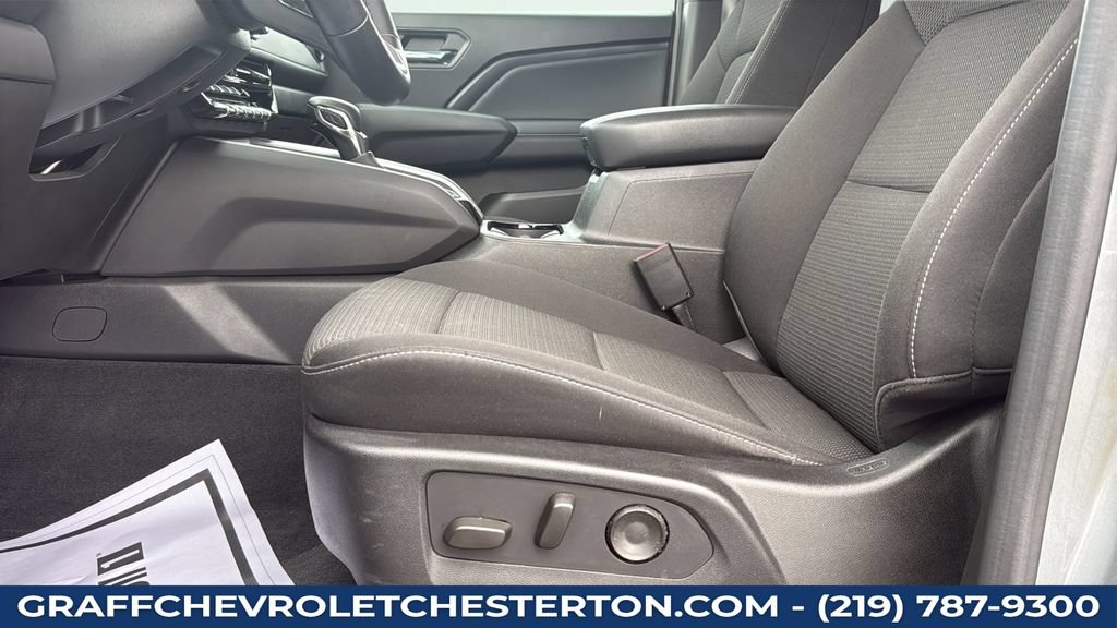 Used 2024 Chevrolet Colorado LT w/ LT Convenience Package II AWD/4WD image 25