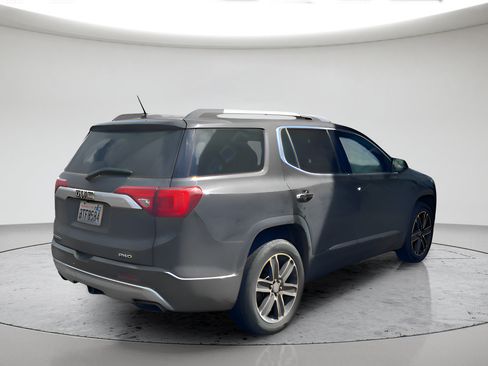 Used 2017 GMC Acadia Denali w/ Technology Package AWD/4WD image 2