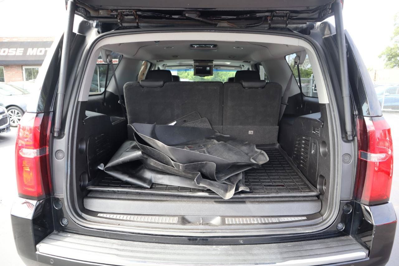 Used 2017 Chevrolet Suburban Premier AWD/4WD image 16
