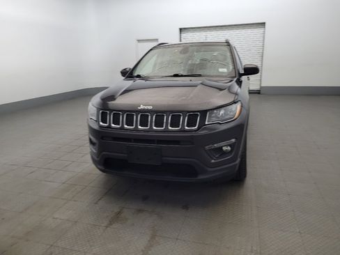 Used 2019 Jeep Compass Latitude w/ Cold Weather Group AWD/4WD image 15