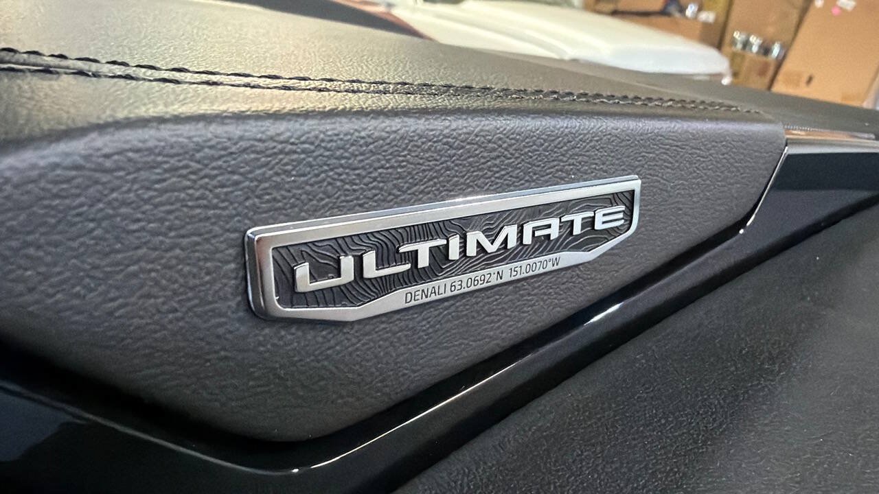 Used 2026 GMC Yukon Denali Ultimate w/ LPO, Floor Liner Package AWD/4WD image 41