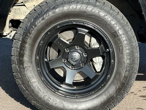 Used 2021 Toyota 4Runner SR5 image 27