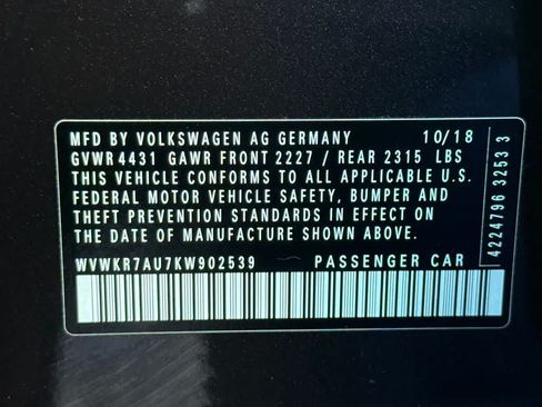 Used 2019 Volkswagen e-Golf SE w/ Driver Assistance Package FWD image 21