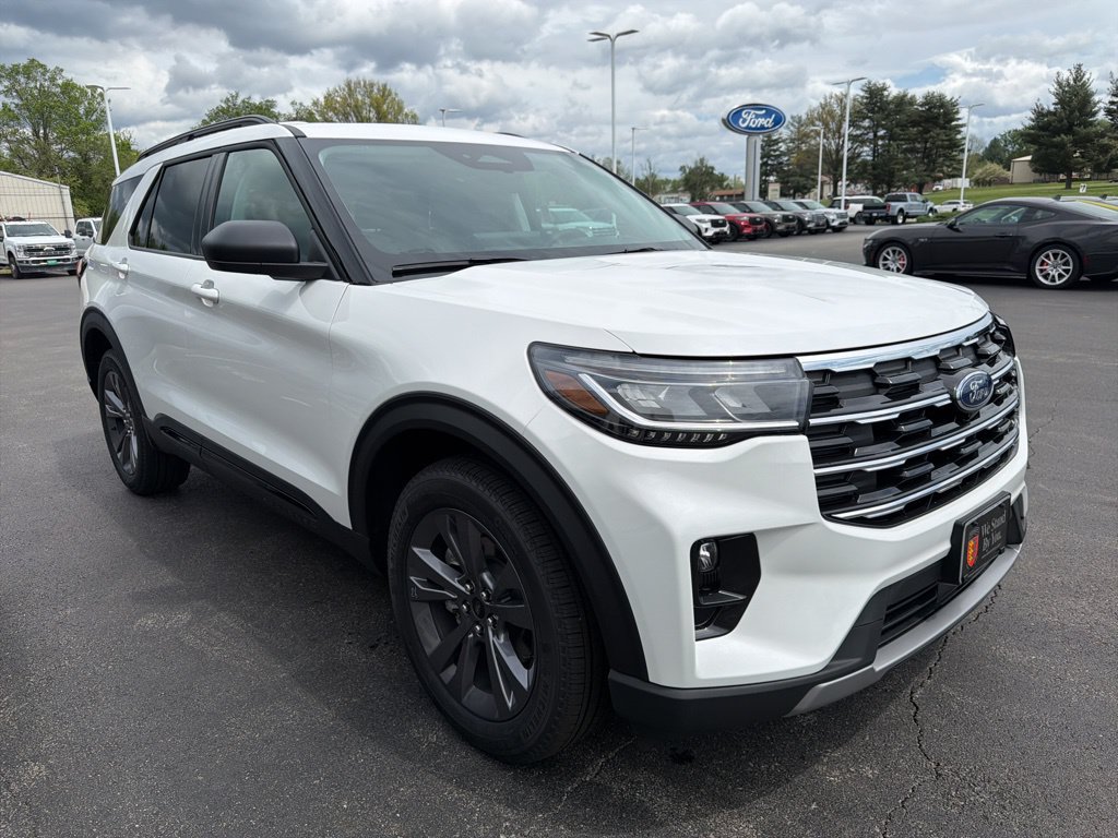 New 2026 Ford Explorer Active w/ Active Comfort Package AWD/4WD image 6