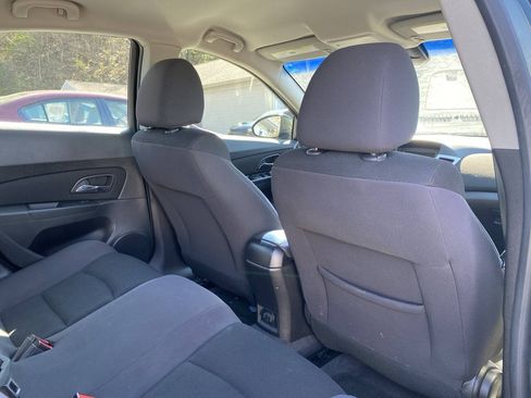 Used 2014 Chevrolet Cruze LT FWD image 19
