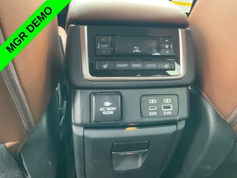 Used 2026 Subaru Ascent Touring w/ Popular Package #1 AWD/4WD image 24