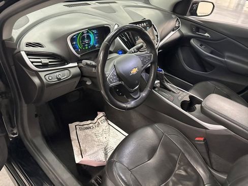 Used 2018 Chevrolet Volt LT w/ Comfort Package image 15