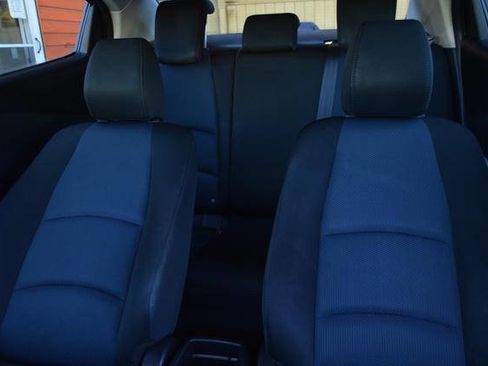 Used 2017 Toyota Yaris iA image 16