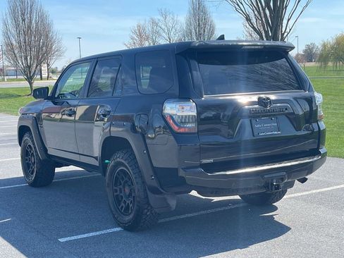 Used 2016 Toyota 4Runner SR5 Premium AWD/4WD image 6