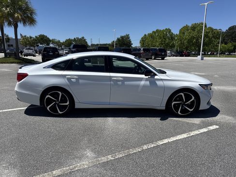 Used 2022 Honda Accord Sport image 21