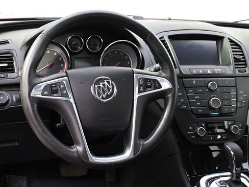 Used 2013 Buick Regal Premium FWD image 12