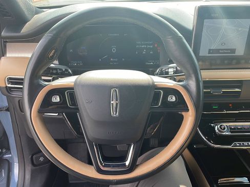 Used 2023 Lincoln Corsair Reserve w/ Equipment Group 201A AWD/4WD image 13