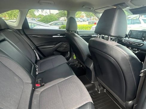 Used 2021 Kia Seltos S FWD image 22