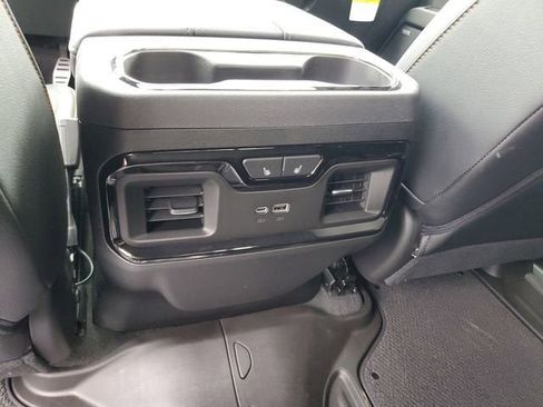 New 2026 GMC Sierra 2500 AT4 w/ Technology Package AWD/4WD image 19