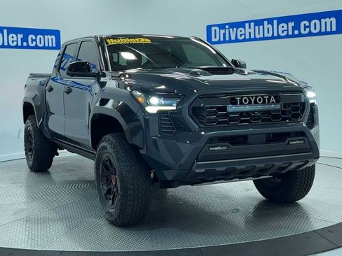 Used 2024 Toyota Tacoma TRD Pro AWD/4WD image 7