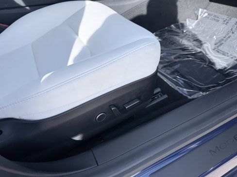 Used 2021 Tesla Model 3 Standard Range Plus image 43