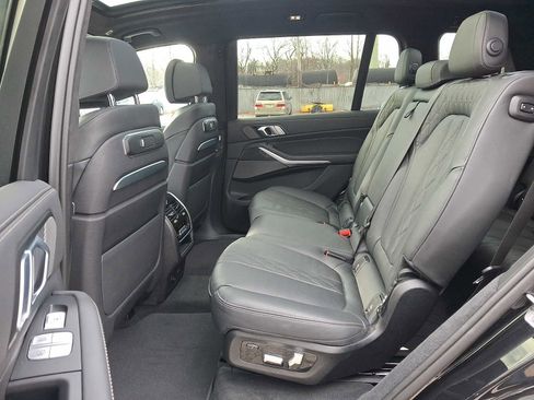 Certified 2025 BMW X7 M60i w/ Executive Package AWD/4WD image 11