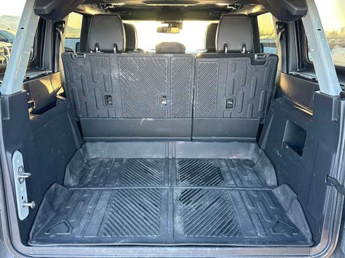 Used 2021 Ford Bronco Badlands w/ Sasquatch Package image 16