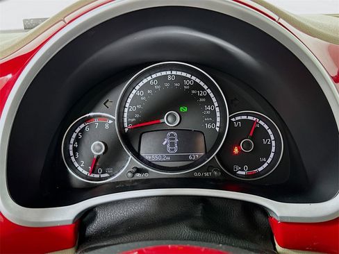 Used 2015 Volkswagen Beetle 1.8T image 12