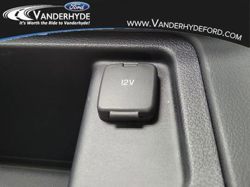 Used 2022 Ford Expedition Limited image 9