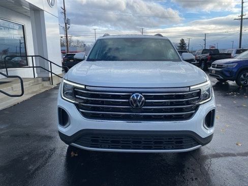 New 2026 Volkswagen Atlas SE image 7