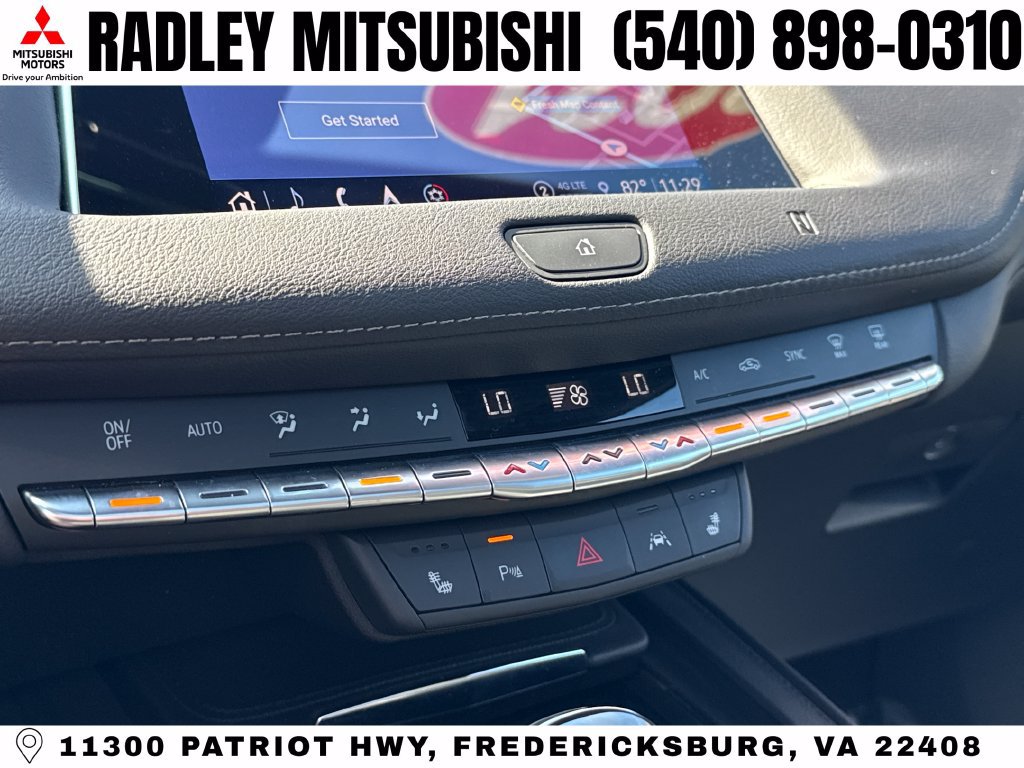 Used 2021 Cadillac XT4 Luxury w/ Cold Weather Package AWD/4WD image 10
