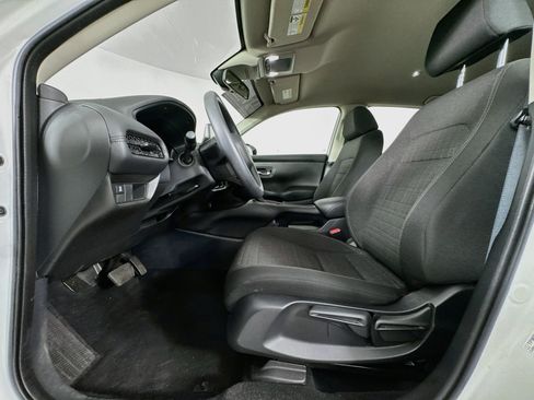 Used 2023 Honda HR-V LX image 19