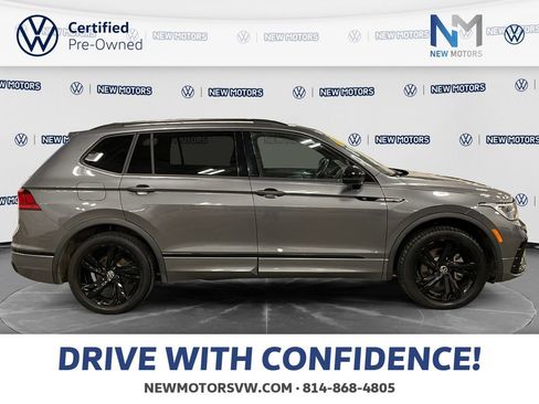 Used 2024 Volkswagen Tiguan SE R-Line AWD/4WD image 6