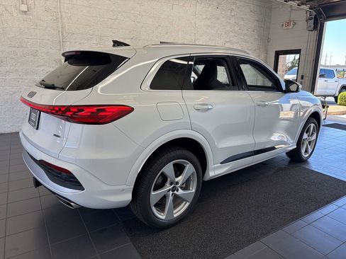 New 2025 Audi Q5 2.0T Premium Plus image 8
