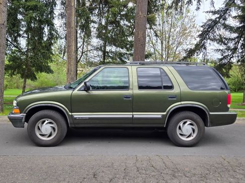 Used 2001 Chevrolet Blazer LT AWD/4WD image 4