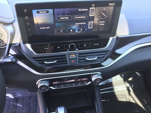 New 2025 Nissan Altima 2.5 SR w/ SR Premium Package image 13