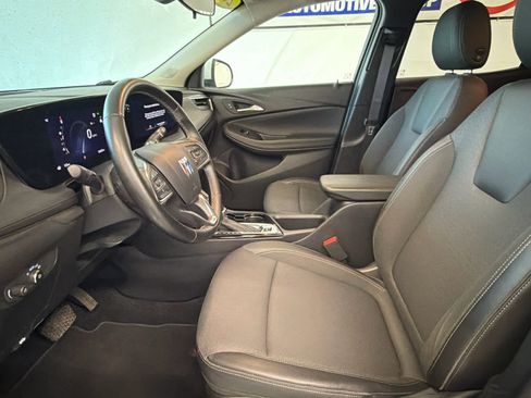 Used 2024 Buick Encore GX Preferred FWD image 13