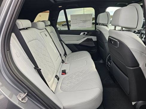 New 2026 BMW X5 xDrive40i w/ Climate Comfort Package image 14