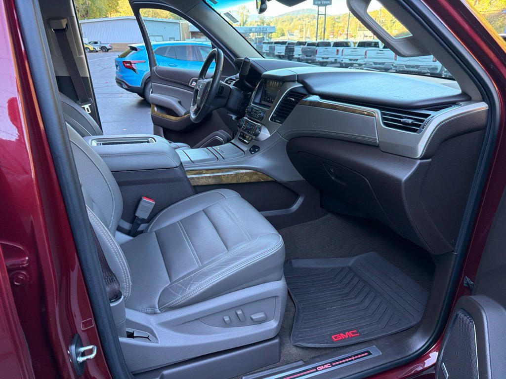 Certified 2017 GMC Yukon Denali w/ Enhanced Security Package AWD/4WD image 18