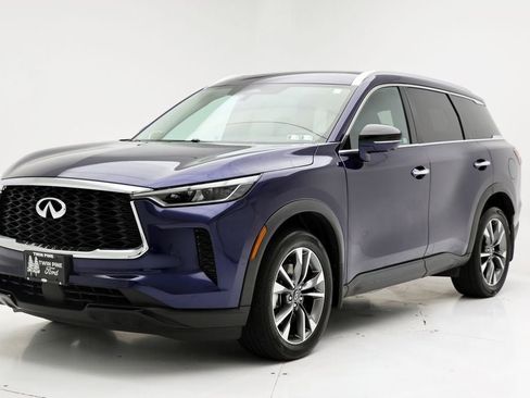 Used 2023 INFINITI QX60 Luxe w/ Performance Audio Package AWD/4WD image 2